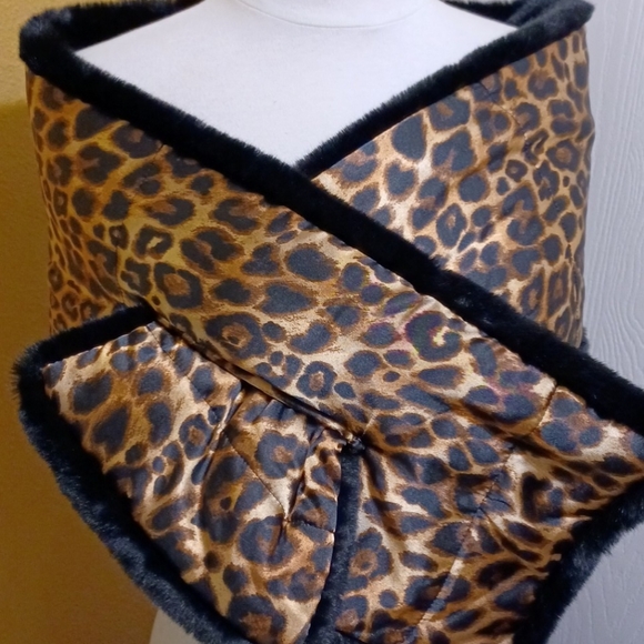 scarf - Picture 2 of 9